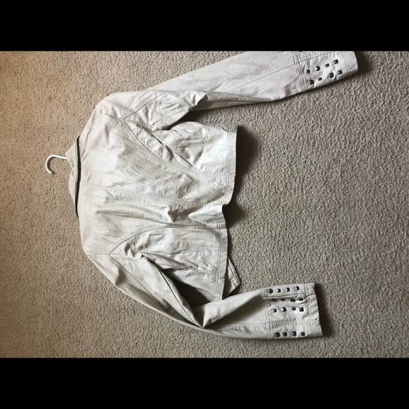 BKE jacket - great condition - Picture 5 of 6